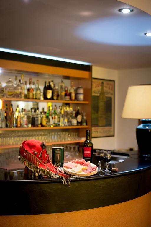 Hotel Le Rocce Magione Ngoại thất bức ảnh
